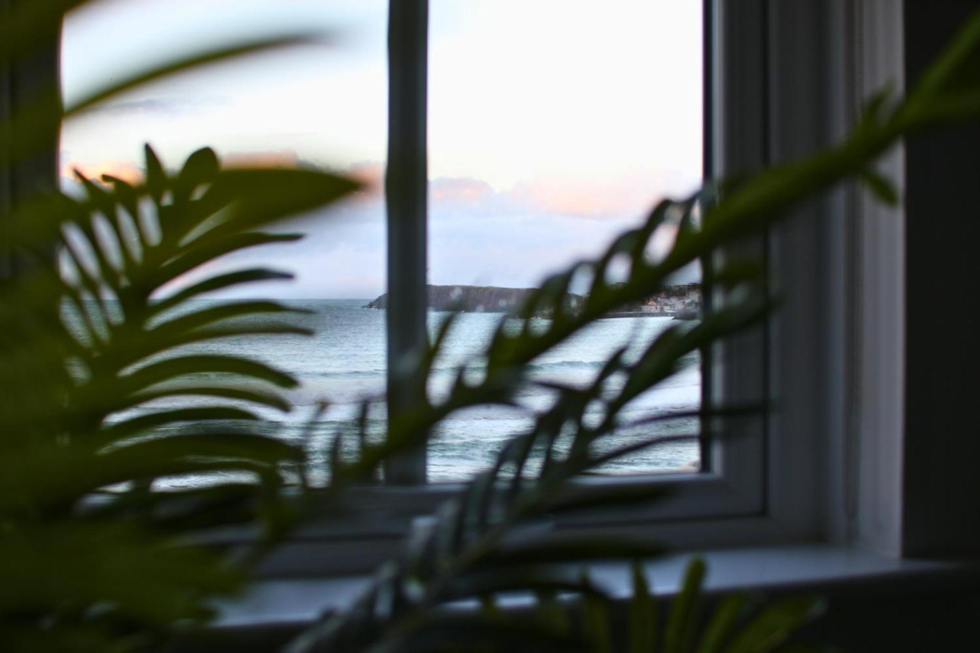 Sound Of The Sea - Penthouse In Portrush Apartment Exterior photo